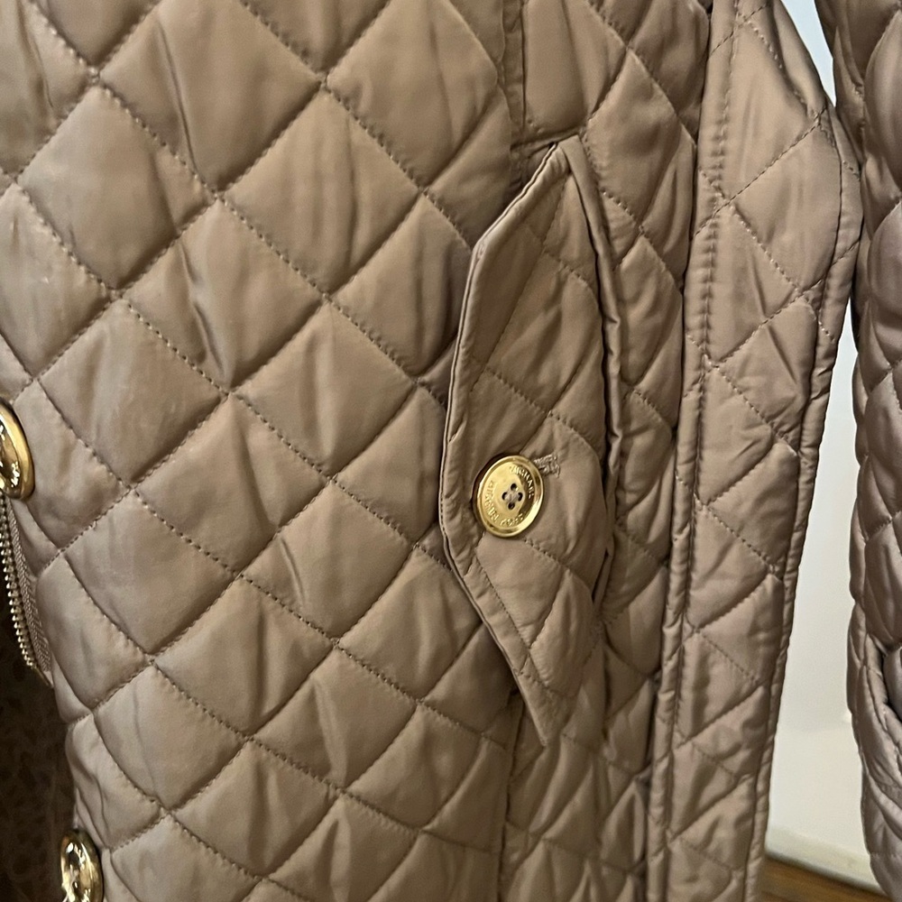 Michael Kors Quilted Tan Trench Coat - Picture 6 of 11